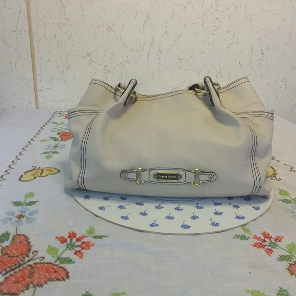 Etienne Aigner Women's Bag. - Picture 3 of 16